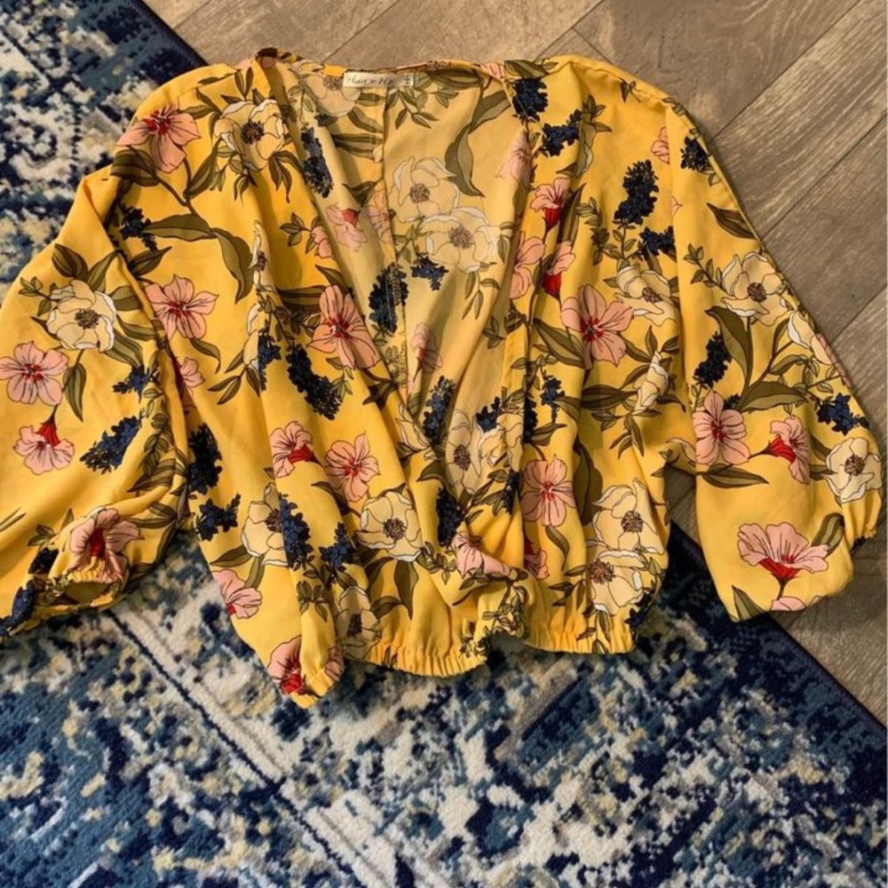 Cute summer blouse!